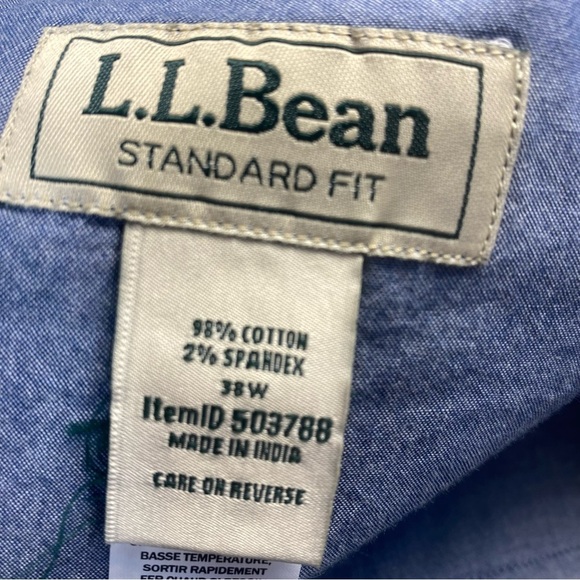 L.L. Bean Cream Flat Front Shorts with Timeless Appeal 38W - Picture 5 of 14